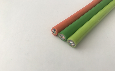 <a href=http://cqlangju.com/ target=_blank class=infotextkey>拖鏈電纜</a>是不是越柔軟越好